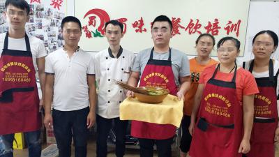 成都學(xué)缽缽雞培訓(xùn)哪家好？