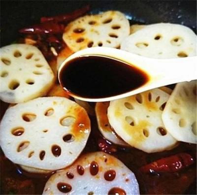 麻辣藕片，四川人的必備小吃，吃了根本停不下來(lái)