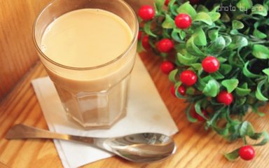 港式奶茶做法一點都不難，教你一招，香濃奶茶隨時想喝隨時做