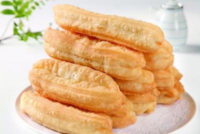 家常油條好吃有秘訣，配方，蓬松又酥脆，涼了也不硬
