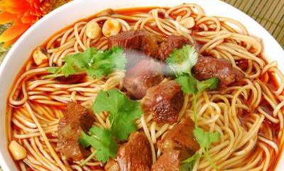 面食培訓(xùn)哪家專業(yè):打鹵面，香味四溢富有勁道的家常面食！