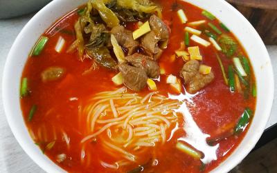 重慶火鍋米線技術(shù)培訓,會給你一些相應(yīng)的指導建議