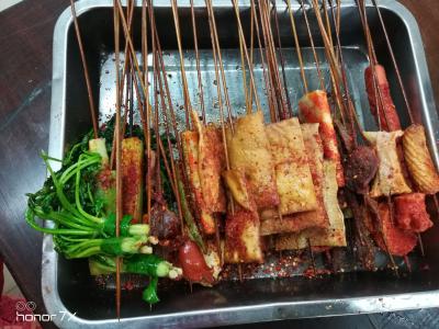 成都油炸串串技術(shù)培訓(xùn)哪里教的好？各種食材腌制方法