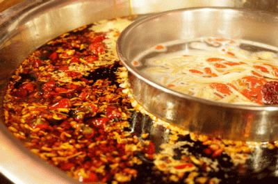 四川火鍋小吃培訓(xùn)機(jī)構(gòu)選哪家好？培訓(xùn)火鍋全套技術(shù)