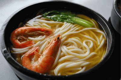 四川砂鍋米線技術(shù)做法哪里好？每年技術(shù)免費升級