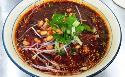  四川手工酸辣粉技術(shù)做法哪里靠譜？完全能夠獨(dú)立開店