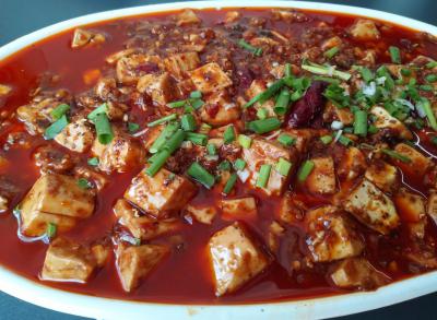 短期川菜技術(shù)培訓(xùn)多少錢？特色小吃技術(shù)培訓(xùn)中心