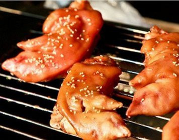 麻辣烤豬蹄技術(shù)培訓(xùn)哪里好？學(xué)習(xí)正宗烤豬蹄做法