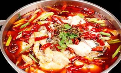 成都學(xué)火鍋魚技術(shù)培訓(xùn)哪里好？培訓(xùn)火鍋味型兌鍋技巧