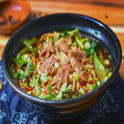 牛肉面培訓(xùn)學(xué)校哪家比較專(zhuān)業(yè)?專(zhuān)業(yè)牛肉面培訓(xùn)