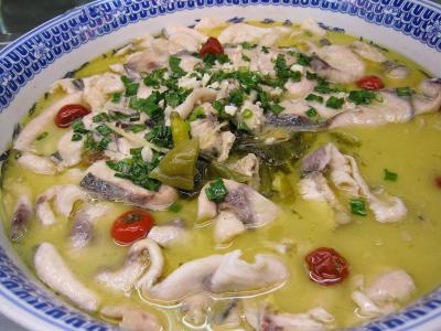 四川酸菜魚(yú)技術(shù)培訓(xùn)哪家好？教學(xué)過(guò)程中采取一對(duì)一教學(xué)