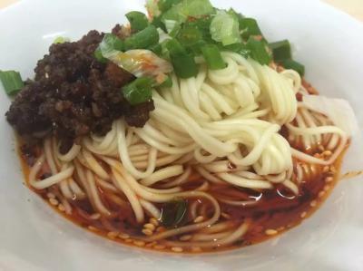 擔(dān)擔(dān)面食技術(shù)培訓(xùn)學(xué)校哪里比較好？