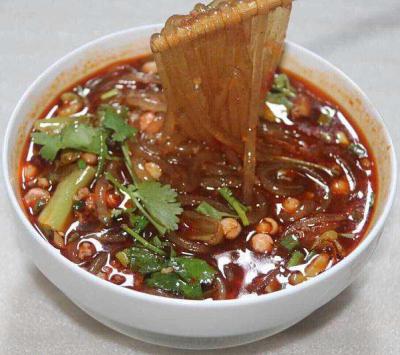 手工酸辣粉技術(shù)培訓(xùn)哪家好？