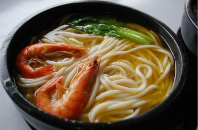 ?過橋米線技術(shù)培訓(xùn)學(xué)校哪家好？