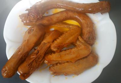 小吃培訓(xùn)班多少錢？麻辣鴨脖技術(shù)培訓(xùn)