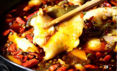 小吃培訓(xùn)一般多少錢，做片片魚火鍋技術(shù)培訓(xùn)哪家好？