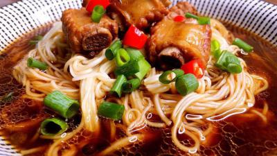 成都餐飲培訓(xùn)學(xué)校排名，排骨面食技術(shù)培訓(xùn)哪里正宗？