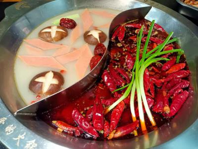 四川火鍋技術(shù)培訓(xùn)學(xué)校哪家好？飄味緣餐飲培訓(xùn)學(xué)校