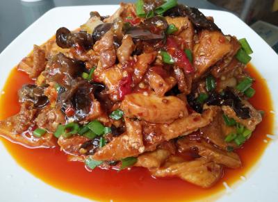 成都學(xué)做川菜技術(shù)培訓(xùn)哪家好？