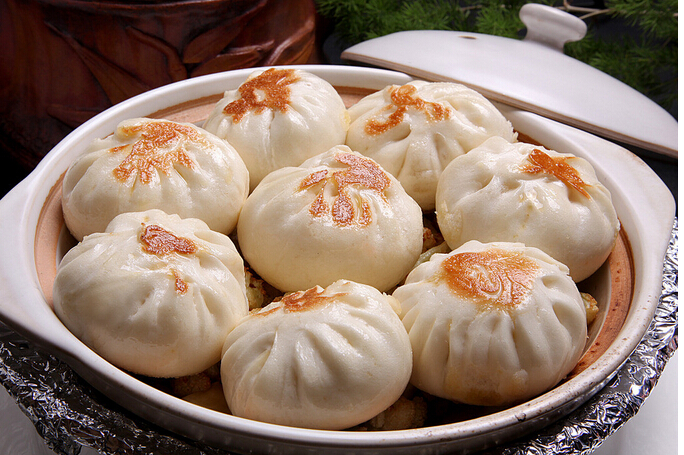 學(xué)小吃培訓(xùn)學(xué)校哪家好？小吃技術(shù)培訓(xùn)多少錢？