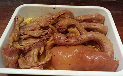 正宗現(xiàn)撈鹵菜教學(xué)哪里味道好？正宗鹵菜培訓(xùn)學(xué)校