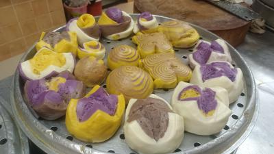 美食小吃班學(xué)校有哪些？特色小吃技術(shù)培訓(xùn)多少錢(qián)？