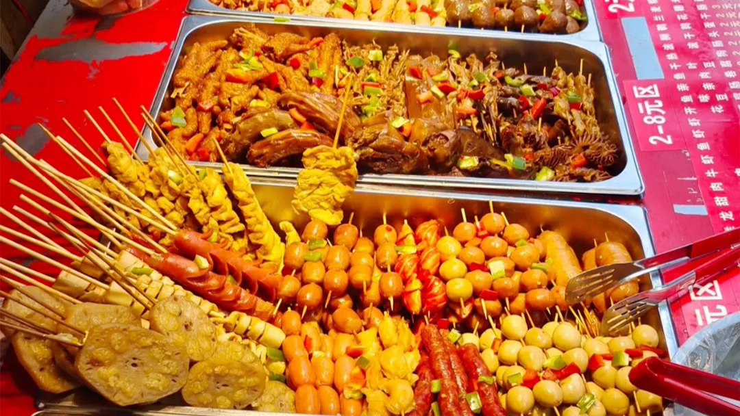 串串技術(shù)培訓(xùn)學(xué)校哪家好？成都鹵串串?dāng)[攤培訓(xùn)