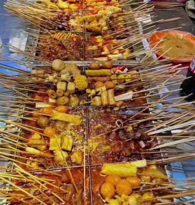 街邊熱鹵串串技術(shù)培訓(xùn)多少錢？成都串串香培訓(xùn)學(xué)校,