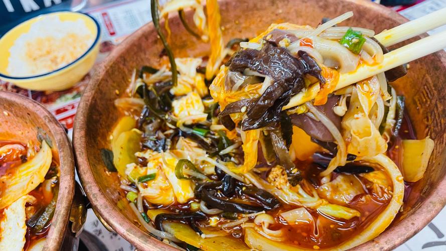 重慶火鍋冒菜培訓(xùn)學(xué)校哪家好？重慶冒菜培訓(xùn)中心