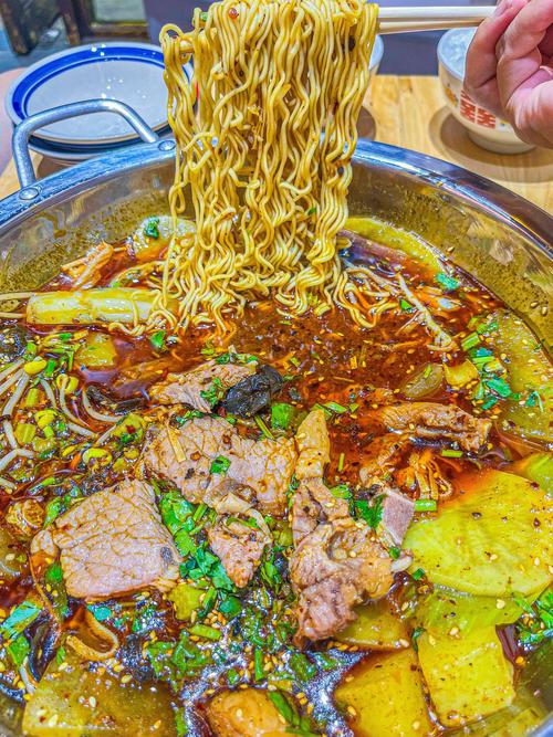 冒菜培訓(xùn)中心哪里學(xué)_培訓(xùn)冒菜學(xué)校_冒菜培訓(xùn)費(fèi)