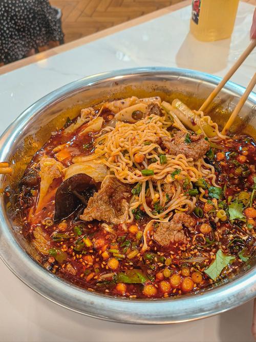 成都冒菜培訓(xùn)需要多少錢_成都冒菜實(shí)體店培訓(xùn)哪家好_成都冒菜哪里學(xué)