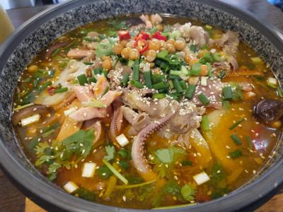 如何選擇冒菜培訓(xùn)機(jī)構(gòu)？飄味緣學(xué)冒菜技術(shù)培訓(xùn)