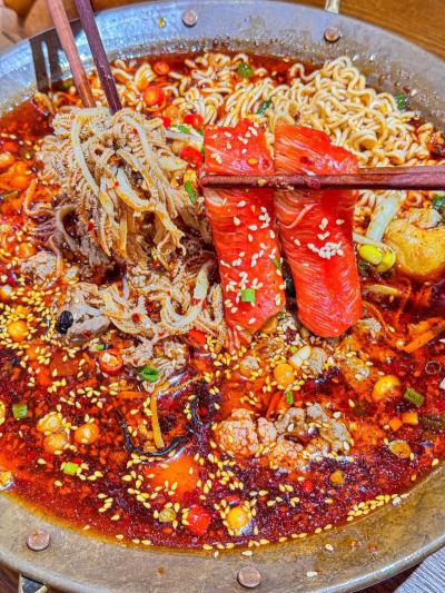 如何挑選冒菜培訓學校？掌握正宗冒菜制作技藝的關鍵方法