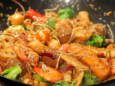 麻辣香鍋技術(shù)培訓(xùn)多少錢？飄味緣培訓(xùn)學(xué)校合理，物超所值