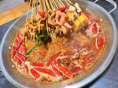 小郡肝串串技術(shù)培訓(xùn)學(xué)校哪家好？深度解析飄味緣培訓(xùn)的獨特優(yōu)勢