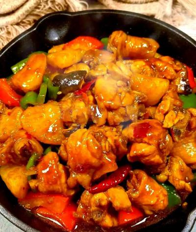 黃燜雞米飯技術(shù)培訓(xùn)多少錢？飄味緣為您揭秘透明收費與超值價值！