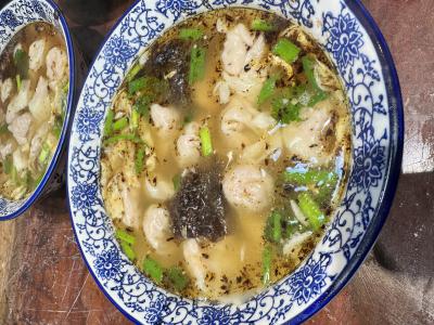 餛飩技術(shù)培訓(xùn)班哪里學(xué)比較好一點？飄味緣小吃培訓(xùn)學(xué)校