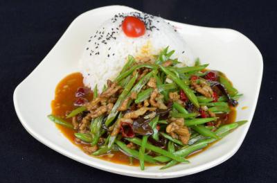 蓋澆飯技術培訓哪里學好點？飄味緣蓋澆飯技術培訓學校詳解